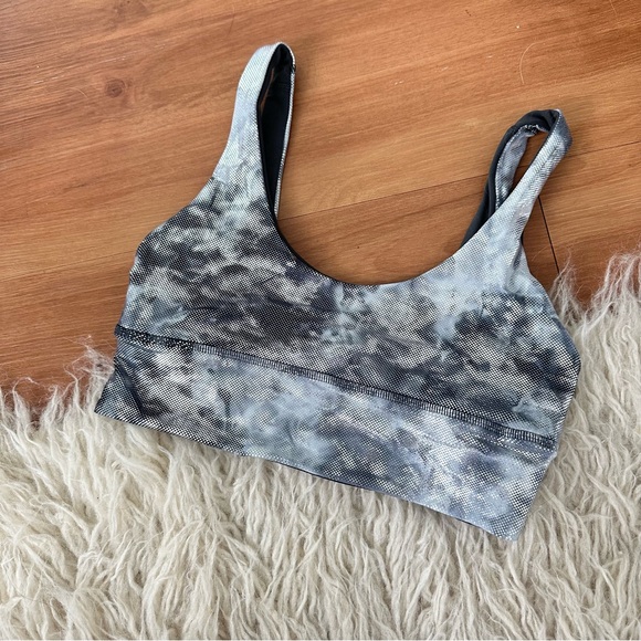 NWOT lululemon Align™ Bra Light Support, A/B Cup - Picture 2 of 11